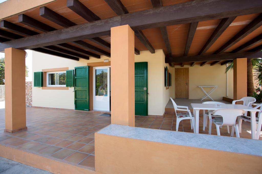Appartement Ca Sa Vilda à Es Pujols Extérieur photo