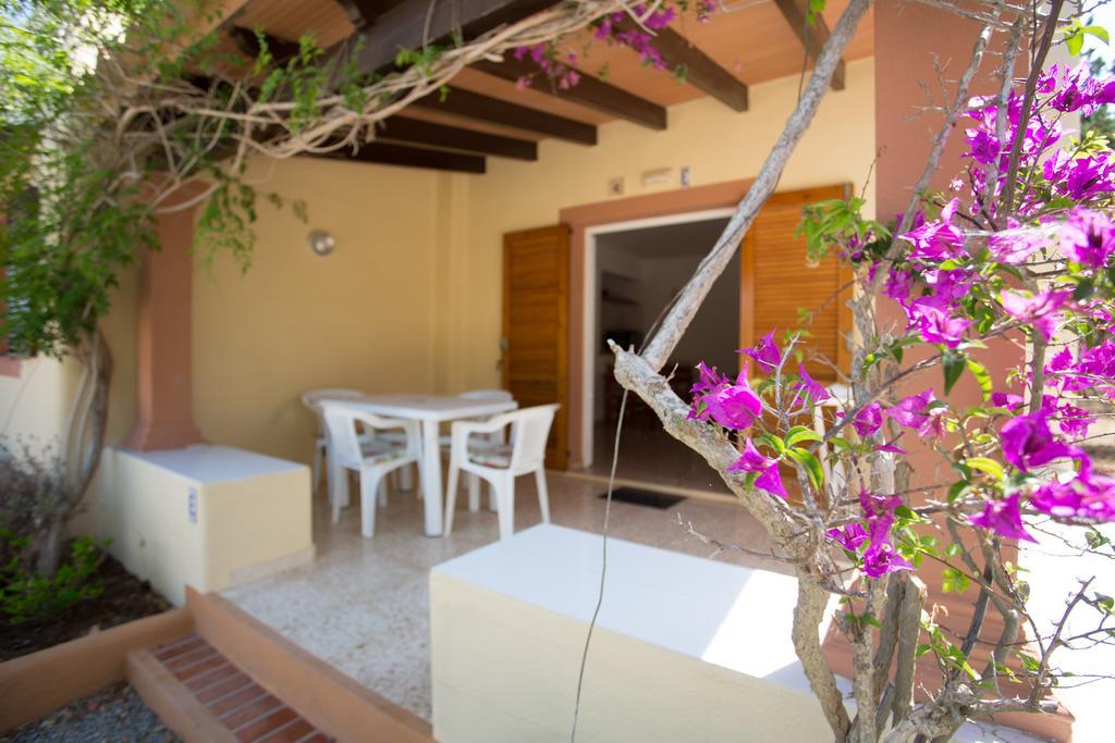 Appartement Ca Sa Vilda à Es Pujols Extérieur photo